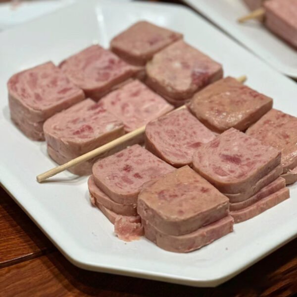 3-1-1.jpg Halal Corned Beef Luncheon Meat